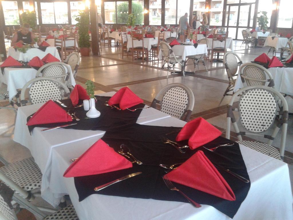 Nubian Inn Laguna Beach Resort (Adults Only) Marsa Alem Oda fotoğraf