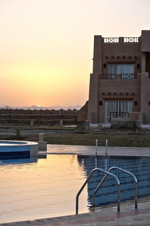 Nubian Inn Laguna Beach Resort (Adults Only) Marsa Alem Dış mekan fotoğraf