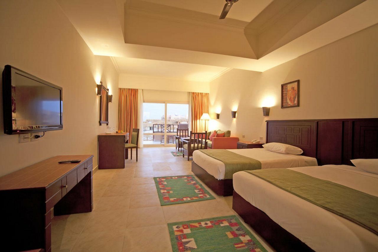 Nubian Inn Laguna Beach Resort (Adults Only) Marsa Alem Dış mekan fotoğraf